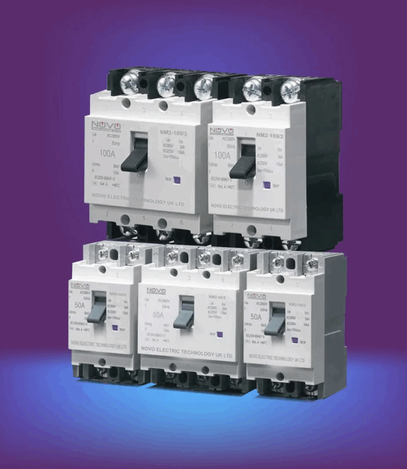 MCCB (Moulded Case Circuit Breaker)