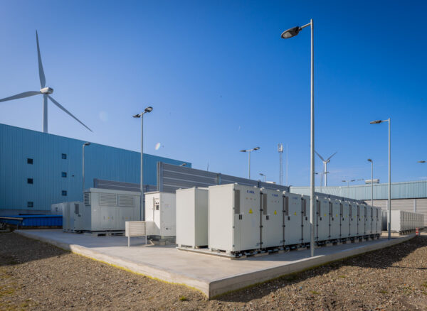 2025-03-13-rwe-switches-on-large-scale-battery-energy-storage-system-in-eemshaven